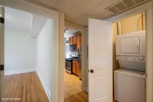 3511 N Racine Ave, Chicago, IL 60657 - Photo 6