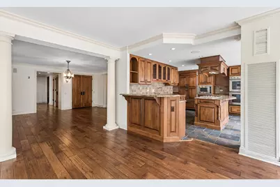 200 E Delaware Place #4DE, Chicago, IL 60611 - Photo 8
