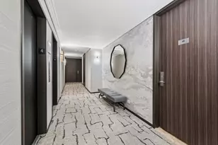 200 E Delaware Pl, Chicago, IL 60611 - Photo 4