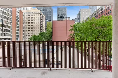 200 E Delaware Place #4DE, Chicago, IL 60611 - Photo 14