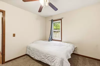 7N079 Tuscola Avenue, Saint Charles, IL 60174 - Photo 6