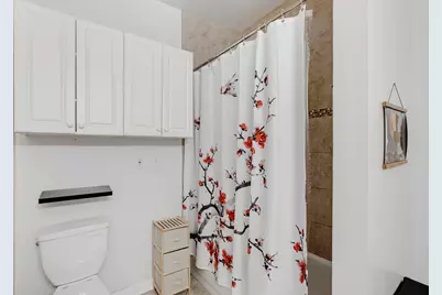 1549 W Barry Avenue #2, Chicago, IL 60657 - Photo 16