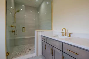 2260 Woodlawn Rd, Northbrook, IL 60062 - Photo 18