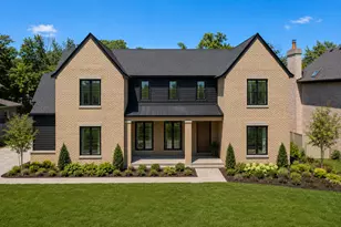 2260 Woodlawn Rd, Northbrook, IL 60062 - Photo 2
