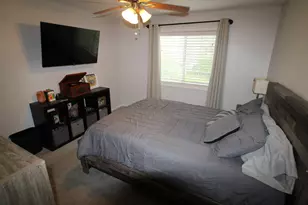 110 Village Creek Dr, Lake in the Hills, IL 60156 - Photo 2