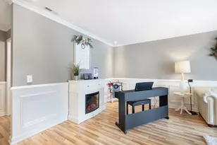 295 Coventry Cir, Vernon Hills, IL 60061 - Photo 6
