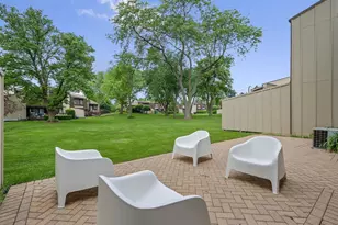 170 Cascade Dr, Indian Head Park, IL 60525 - Photo 24