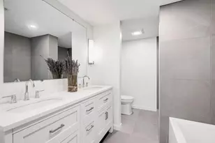 170 Cascade Dr, Indian Head Park, IL 60525 - Photo 18