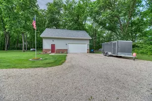 2560 N 2950th Rd, Marseilles, IL 61341 - Photo 6