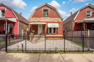 1133 N Kedvale Ave, Chicago, IL 60651 - Photo 1