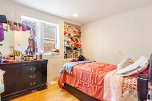 1133 N Kedvale Ave, Chicago, IL 60651 - Photo 16