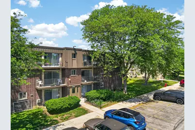 571 Fairway View Drive #3K, Wheeling, IL 60090 - Photo 1