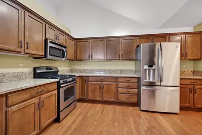 16635 S Fox Run Circle, Plainfield, IL 60586 - Photo 10