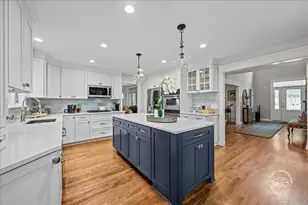 1315 Heatherton Dr, Naperville, IL 60563 - Photo 10