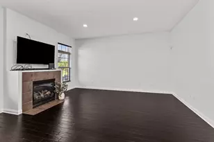 4406 Lainie Cir, Glenview, IL 60026 - Photo 20