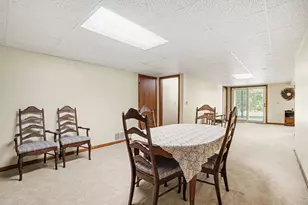 1975 Sandy Creek Dr, Elgin, IL 60123 - Photo 24