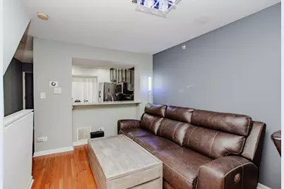 5039 Warren Street, Skokie, IL 60077 - Photo 10