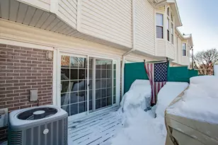 5039 Warren St, Skokie, IL 60077 - Photo 22