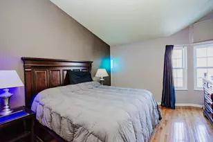 5039 Warren St, Skokie, IL 60077 - Photo 12