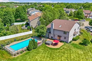 142 Augusta Ln, Cary, IL 60013 - Photo 42