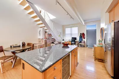 400 N Racine Avenue #204, Chicago, IL 60642 - Photo 8