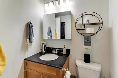 400 N Racine Avenue #204, Chicago, IL 60642 - Photo 16