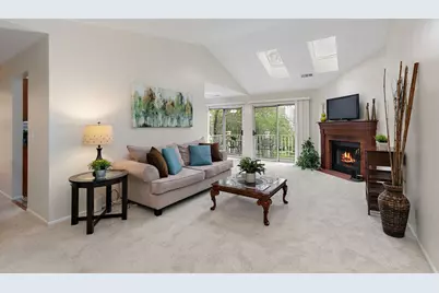 2838 Meadow Lane #W2, Schaumburg, IL 60193 - Photo 2