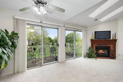 2838 Meadow Lane #W2, Schaumburg, IL 60193 - Photo 6