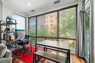 3920 N Sheridan Rd, Chicago, IL 60613 - Photo 6
