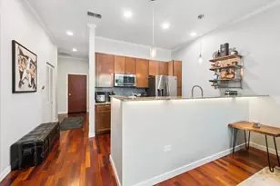 3920 N Sheridan Rd, Chicago, IL 60613 - Photo 4