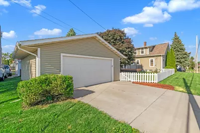 2226 15 1/2 Street, Rock Island, IL 61201 - Photo 36