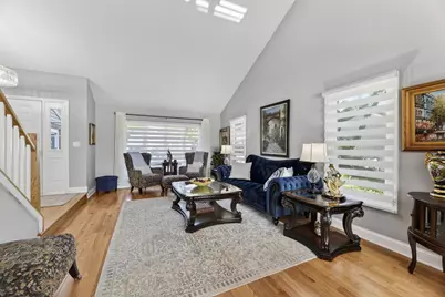 636 Stirling Lane #K, Prospect Heights, IL 60070 - Photo 4