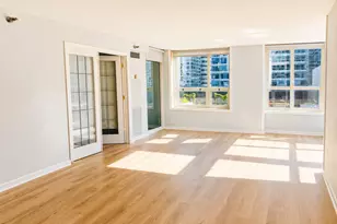 345 N LaSalle St, Chicago, IL 60654 - Photo 6
