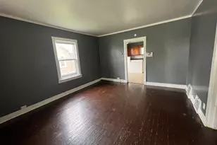 2520 183rd St, Lansing, IL 60438 - Photo 2