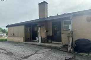 124 S Central Ave, Highwood, IL 60040 - Photo 2
