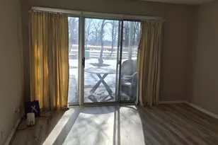 271 Southwick Ct, Vernon Hills, IL 60061 - Photo 12