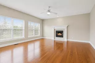 911 E Butterfield Circle, Shorewood, IL 60404 - Photo 16