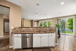 2421 Chambourd Dr, Buffalo Grove, IL 60089 - Photo 8