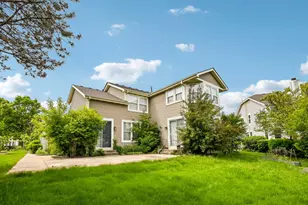 2421 Chambourd Dr, Buffalo Grove, IL 60089 - Photo 34