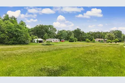 802 Reynolds Drive, Charleston, IL 61920 - Photo 28