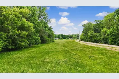 802 Reynolds Drive, Charleston, IL 61920 - Photo 28