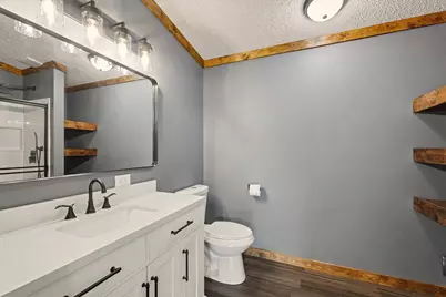 802 Reynolds Drive, Charleston, IL 61920 - Photo 26