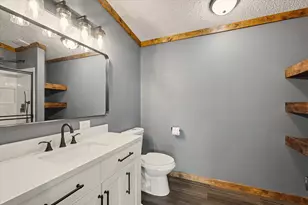 802 Reynolds Dr, Charleston, IL 61920 - Photo 26