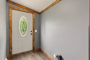 802 Reynolds Dr, Charleston, IL 61920 - Photo 26