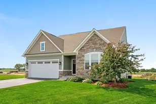 1306 S Wind Dr, Sandwich, IL 60548 - Photo 2