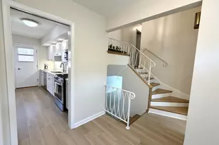 8927 S Sacramento Ave, Evergreen Park, IL 60805 - Photo 12