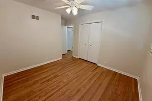 8927 S Sacramento Ave, Evergreen Park, IL 60805 - Photo 20