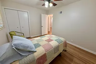 8927 S Sacramento Ave, Evergreen Park, IL 60805 - Photo 22