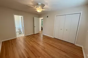 8927 S Sacramento Ave, Evergreen Park, IL 60805 - Photo 16