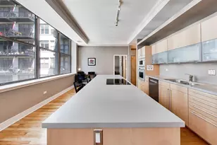 212 W Washington St, Chicago, IL 60606 - Photo 12